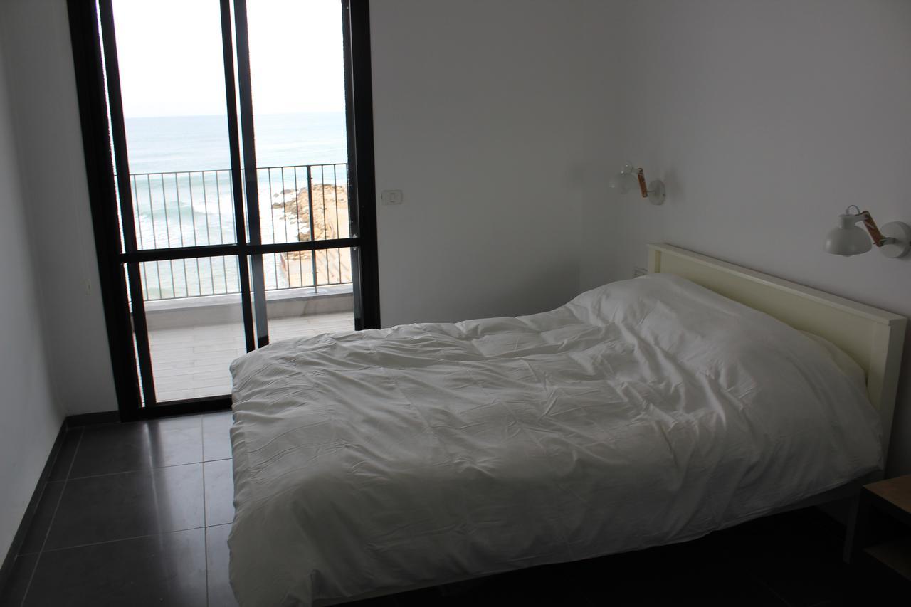 Beautiful Apartment On The First Line Of The Sea Haifa Exterior photo